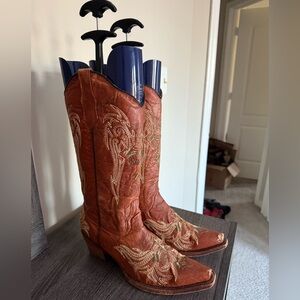 Circle G Brown Embroidered Heeled Boots